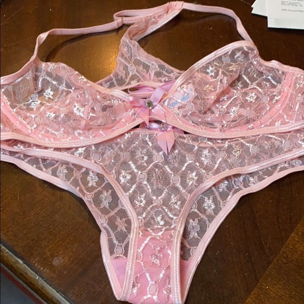Pink lace set